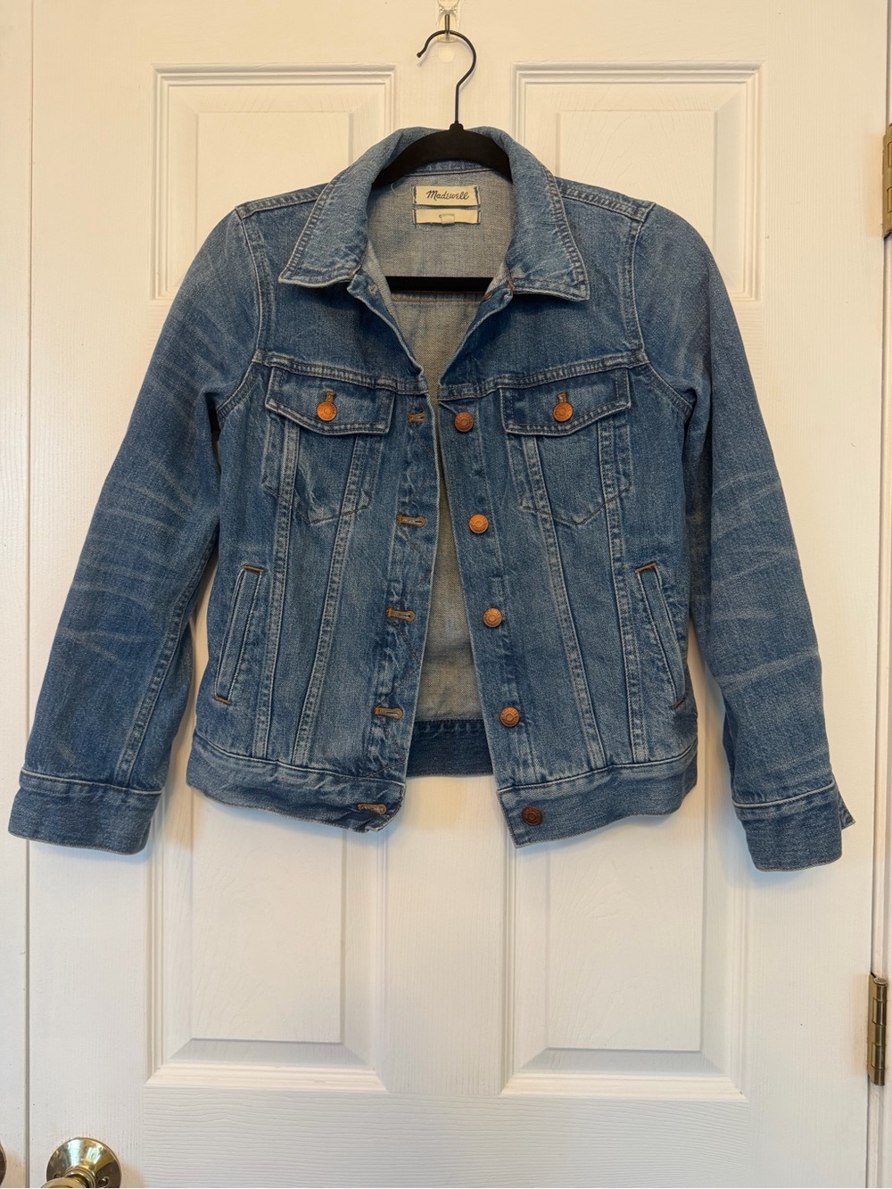 Madewell Light Blue Denim Trucker Jacket. Size S